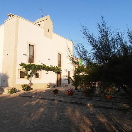 Masseria Nonna Angela 普蒂尼亚诺 外观 照片